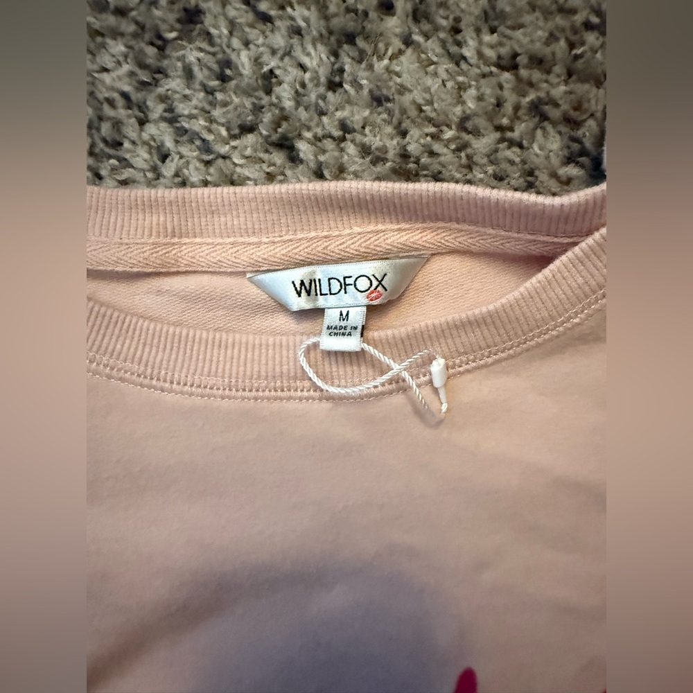 Wild fox Pink Sweater - Cozy and Stylish - Picture 3 of 4